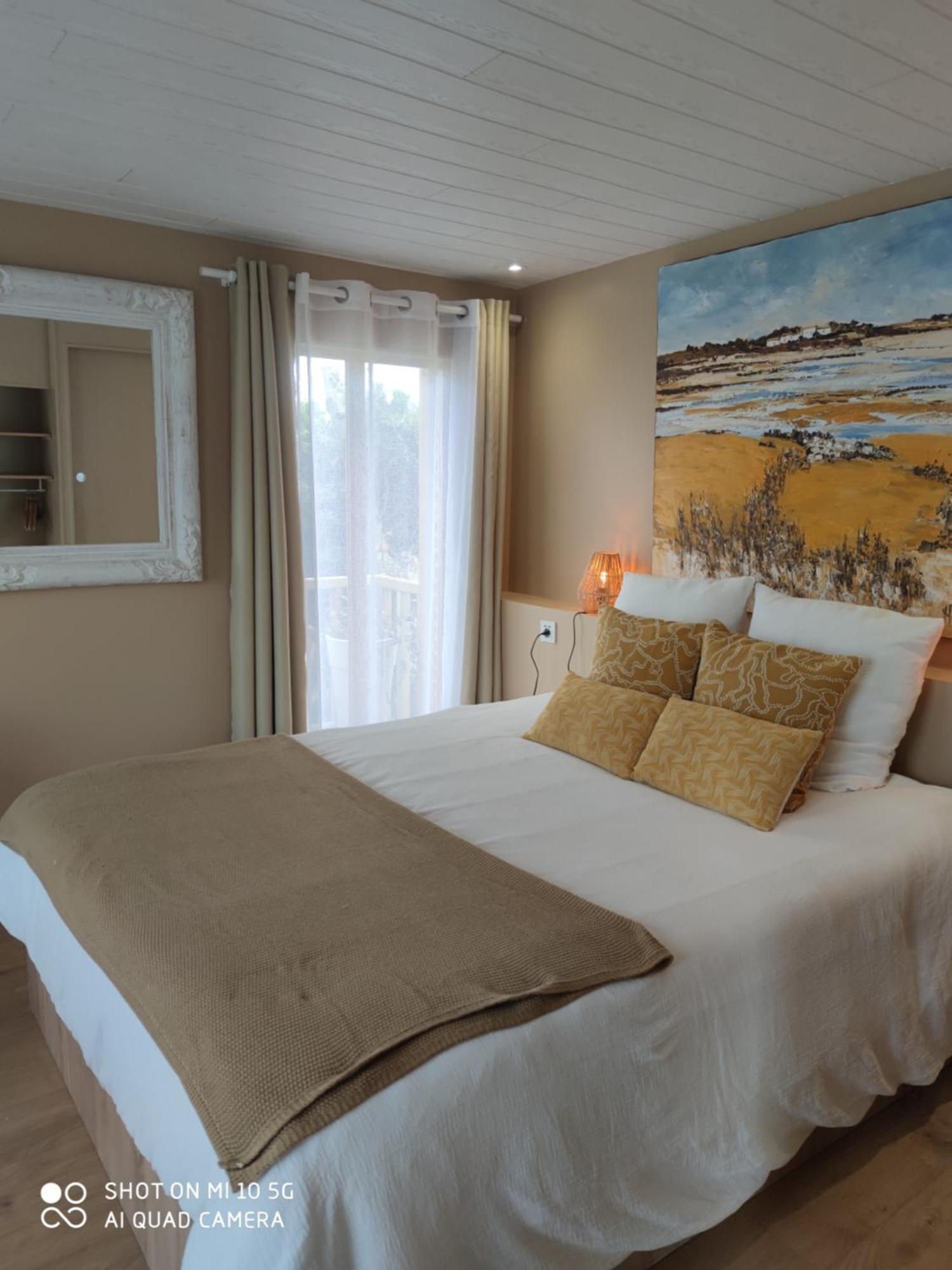 Reves & Riviere Bed & Breakfast Ngoại thất bức ảnh